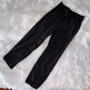 Lululemon Dance Studio Cropped Pant